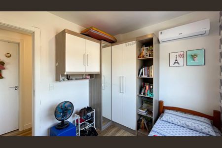 Apartamento à venda com 3 quartos, 73m² em Medianeira, Porto Alegre