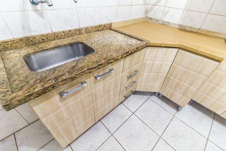 Cozinha de casa de condomínio para alugar com 3 quartos, 106m² em Vila Chabilandia, São Paulo