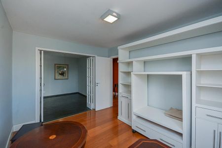 Apartamento à venda com 110m², 2 quartos e 1 vaga Apartamento à venda com 110m², 2 quartos e 1 vagaSala de TV