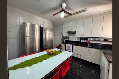Cozinha de apartamento à venda com 3 quartos, 113m² em Vila Campesina, Osasco