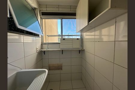 Apartamento à venda com 42m², 2 quartos e 1 vaga Apartamento à venda com 42m², 2 quartos e 1 vagaÁrea de Serviço