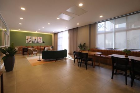 Apartamento para alugar com 42m², 2 quartos e sem vagaÁrea comum - Salão de festas