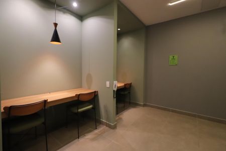 Apartamento para alugar com 42m², 2 quartos e sem vagaHall social