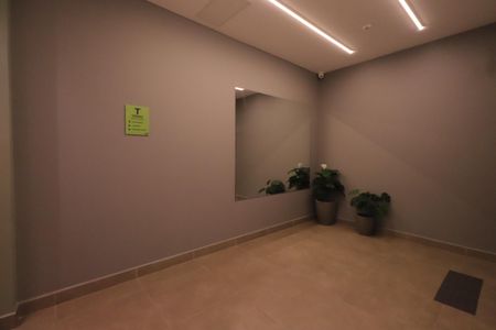 Apartamento para alugar com 42m², 2 quartos e sem vagaHall social