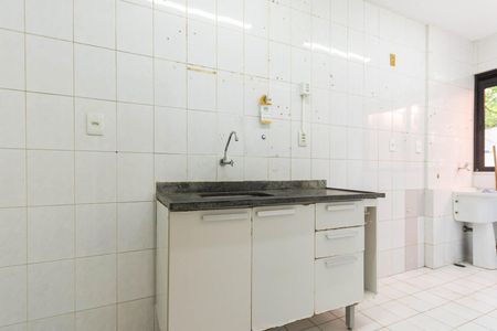 Apartamento para alugar com 120m², 2 quartos e 2 vagasCozinha e Área de Serviço