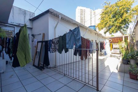 Quintal e Garagem de casa à venda com 4 quartos, 220m² em Chácara Califórnia, São Paulo
