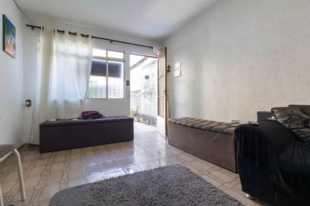 Sala de casa à venda com 4 quartos, 220m² em Chácara Califórnia, São Paulo