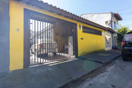 Fachada de casa à venda com 4 quartos, 220m² em Chácara Califórnia, São Paulo