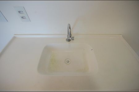 Cozinha de apartamento para alugar com 2 quartos, 34m² em Moinho Velho, São Paulo