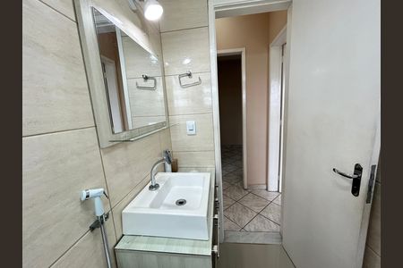 Banheiro Social de apartamento para alugar com 2 quartos, 55m² em Abolição, Rio de Janeiro