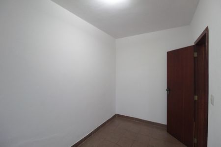 Quarto 1 de casa para alugar com 2 quartos, 60m² em Santa Monica, Belo Horizonte