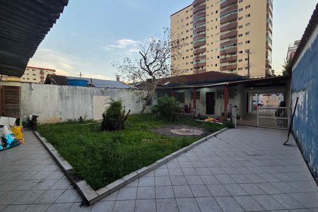 Casa para alugar com 300m², 2 quartos e 4 vagas Casa para alugar com 300m², 2 quartos e 4 vagasQuintal