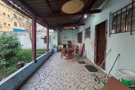 Casa para alugar com 300m², 2 quartos e 4 vagas Casa para alugar com 300m², 2 quartos e 4 vagasVaranda