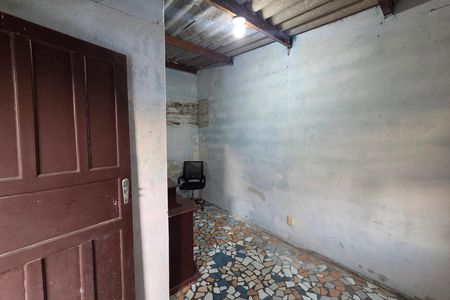 Casa para alugar com 300m², 2 quartos e 4 vagas Casa para alugar com 300m², 2 quartos e 4 vagasQuarto de serviço