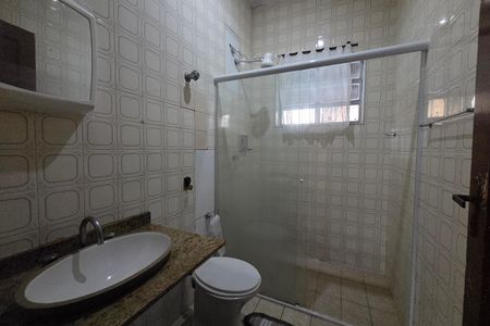 Banheiro de casa para alugar com 2 quartos, 300m² em Vila Caiçara, Praia Grande