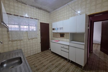 Casa para alugar com 300m², 2 quartos e 4 vagas Casa para alugar com 300m², 2 quartos e 4 vagasCozinha