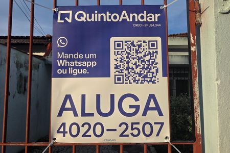 Casa para alugar com 300m², 2 quartos e 4 vagas Casa para alugar com 300m², 2 quartos e 4 vagasQr