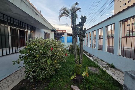 Casa para alugar com 300m², 2 quartos e 4 vagas Casa para alugar com 300m², 2 quartos e 4 vagasJardim