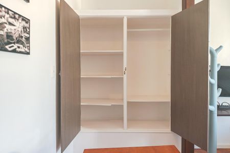 Armário  de apartamento para alugar com 1 quarto, 38m² em Lapa, Rio de Janeiro