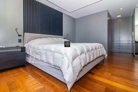 Apartamento à venda com 295m², 4 quartos e 4 vagas