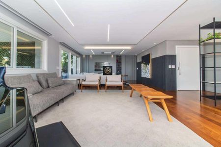 Apartamento à venda com 295m², 4 quartos e 4 vagas
