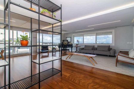Apartamento à venda com 295m², 4 quartos e 4 vagas