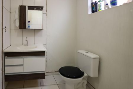 Banheiro de casa para alugar com 2 quartos, 65m² em Parque Campo Bonito, Indaiatuba
