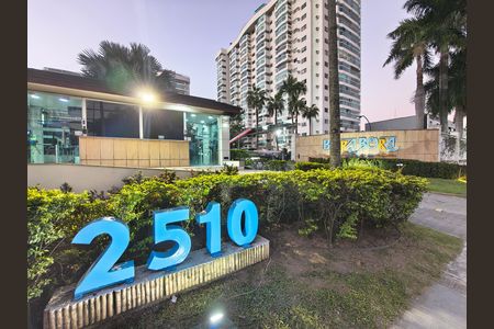 Apartamento para alugar com 70m², 2 quartos e 1 vaga