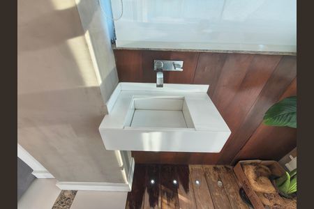 Apartamento para alugar com 70m², 2 quartos e 1 vaga