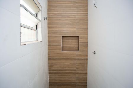 Banheiro de apartamento para alugar com 1 quarto, 34m² em Cidade Júlia, São Paulo