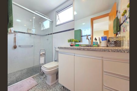 Banheiro da Suíte de apartamento à venda com 3 quartos, 170m² em Esplanada, Belo Horizonte