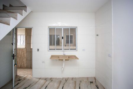 Cozinha de apartamento para alugar com 1 quarto, 34m² em Cidade Júlia, São Paulo