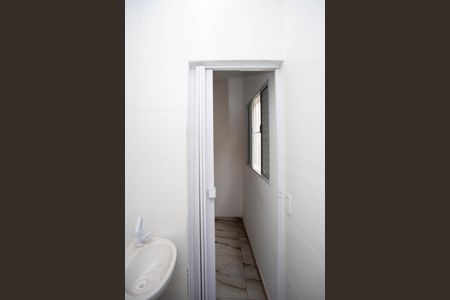 Banheiro de apartamento para alugar com 1 quarto, 34m² em Cidade Júlia, São Paulo