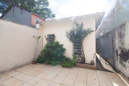Casa para alugar com 260m², 2 quartos e 4 vagas