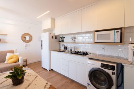 Sala - Cozinha de apartamento para alugar com 2 quartos, 37m² em Vila Sonia, São Paulo