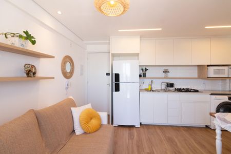 Sala - Cozinha de apartamento para alugar com 2 quartos, 37m² em Vila Sonia, São Paulo