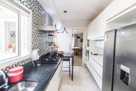 Apartamento à venda com 158m², 3 quartos e 3 vagas Apartamento à venda com 158m², 3 quartos e 3 vagasCozinha