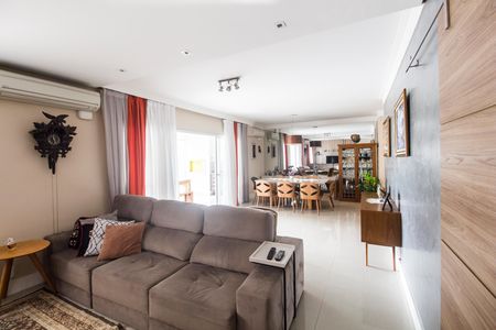 Apartamento à venda com 158m², 3 quartos e 3 vagas Apartamento à venda com 158m², 3 quartos e 3 vagasSala