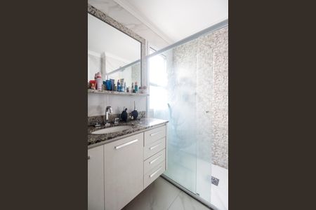 Apartamento à venda com 158m², 3 quartos e 3 vagas Apartamento à venda com 158m², 3 quartos e 3 vagasBanheiro da Suíte