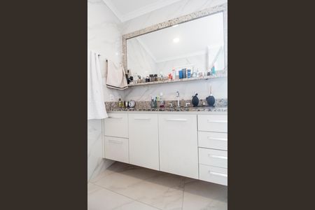 Apartamento à venda com 158m², 3 quartos e 3 vagas Apartamento à venda com 158m², 3 quartos e 3 vagasBanheiro da Suíte