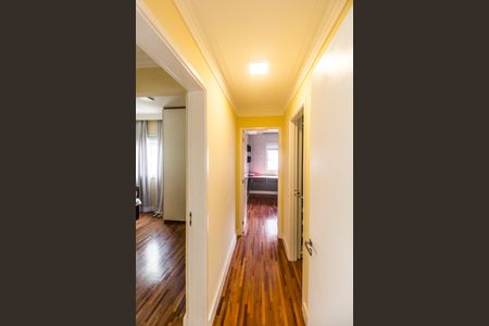 Apartamento à venda com 158m², 3 quartos e 3 vagas Apartamento à venda com 158m², 3 quartos e 3 vagasCorredor