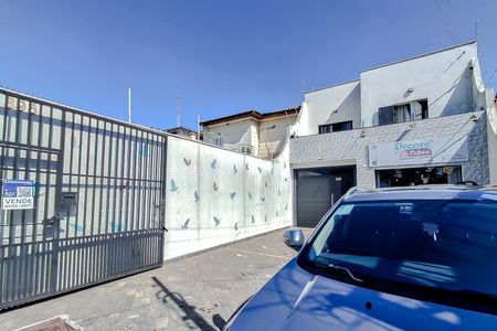 Garagem de casa à venda com 1 quarto, 300m² em Vila Monumento, São Paulo