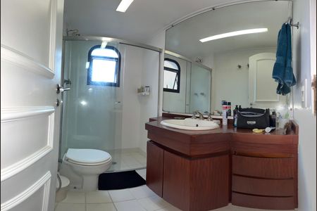 Banheiro da Suíte 1 de apartamento à venda com 3 quartos, 130m² em Vila Morumbi, São Paulo