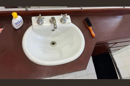 Apartamento à venda com 130m², 3 quartos e 2 vagasBanheiro