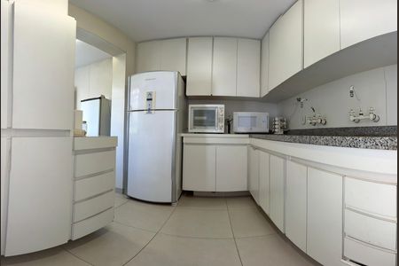 Apartamento à venda com 130m², 3 quartos e 2 vagasCozinha e Área de Serviço