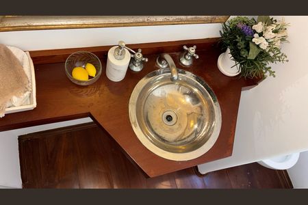 Apartamento à venda com 130m², 3 quartos e 2 vagasLavabo