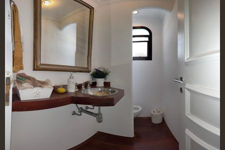 Apartamento à venda com 130m², 3 quartos e 2 vagasLavabo
