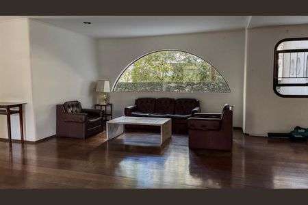 Apartamento à venda com 130m², 3 quartos e 2 vagasÁrea comum - Salão de festas