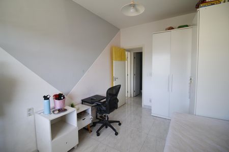 Quarto 1 de apartamento para alugar com 3 quartos, 100m² em Taquara, Rio de Janeiro