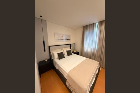 Apartamento para alugar com 64m², 2 quartos e 2 vagas Apartamento para alugar com 64m², 2 quartos e 2 vagasQuarto